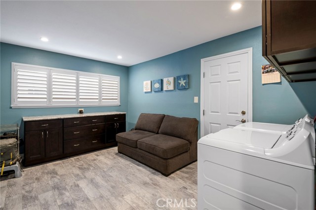 Detail Gallery Image 36 of 58 For 20761 Catamaran, Huntington Beach,  CA 92646 - 4 Beds | 4/1 Baths