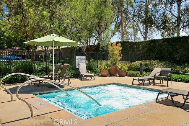 138 Coralwood, Irvine CA: https://media.crmls.org/medias/5e64737c-9091-44d4-ac72-be55c6dde3df.jpg