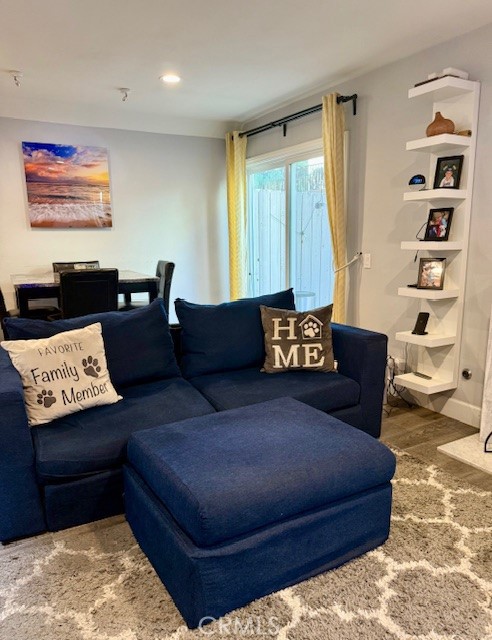 MLS #SR25177788 img 2