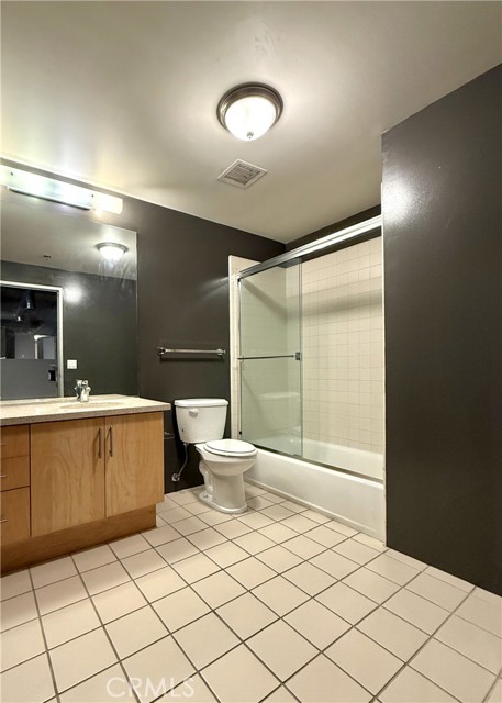 Detail Gallery Image 7 of 29 For 1100 S Grand, Los Angeles,  CA 90015 - 2 Beds | 2 Baths