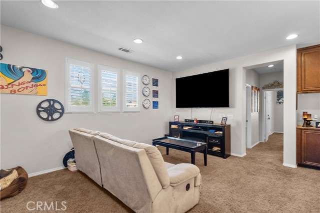 1341 Stanfill Road, Palmdale CA: https://media.crmls.org/medias/5e679875-6bf7-49a0-943c-4d27a9380f59.jpg