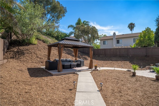 4566 Hancock Circle, Oceanside CA: https://media.crmls.org/medias/5e687270-b73c-47bf-9b2a-69c1c44479a0.jpg