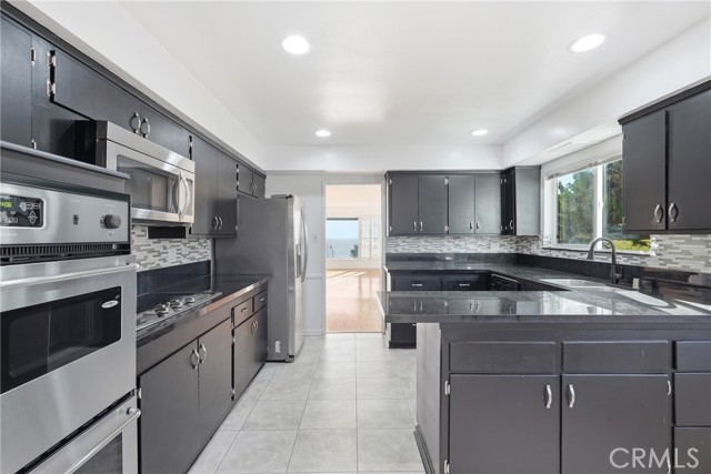 Detail Gallery Image 29 of 47 For 249 Waterview St, Playa Del Rey,  CA 90293 - 2 Beds | 2 Baths