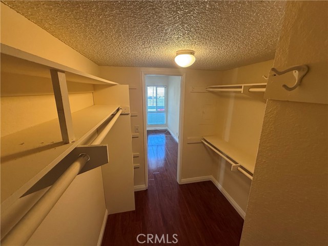 Detail Gallery Image 15 of 16 For 13730 Sherman Way #201,  Van Nuys,  CA 91405 - 1 Beds | 1 Baths