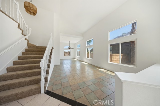 40132 White Leaf Lane, Murrieta CA: https://media.crmls.org/medias/5e692df7-0189-4a91-9ccd-6bbb32c5bb8a.jpg
