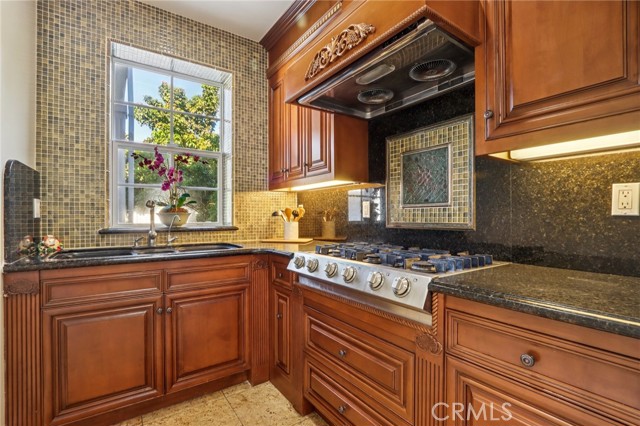 Detail Gallery Image 21 of 68 For 1117 Encanto Dr, Arcadia,  CA 91007 - 6 Beds | 6/1 Baths