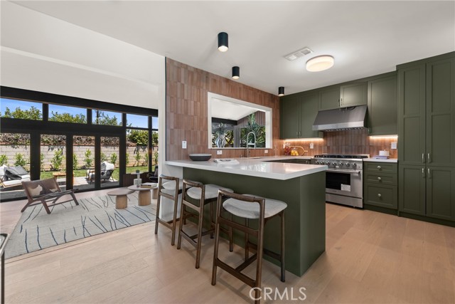 13007 Dewey Street, Los Angeles CA: https://media.crmls.org/medias/5e699205-0f0c-4a8b-80a5-ab6ef462601d.jpg