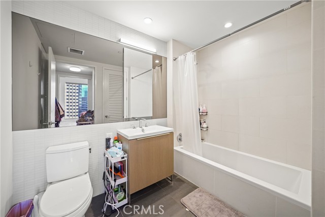 Detail Gallery Image 10 of 11 For 889 Francisco St #2507,  Los Angeles,  CA 90017 - 0 Beds | 1 Baths