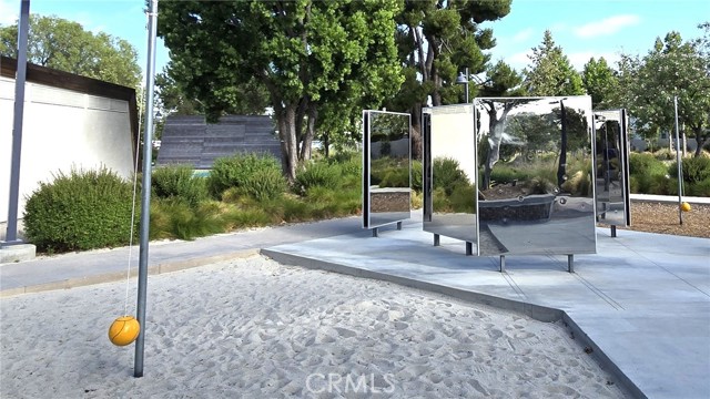 610 Cultivate, Irvine CA: https://media.crmls.org/medias/5e6b18c5-bcb9-432d-b022-e46f861ea8df.jpg