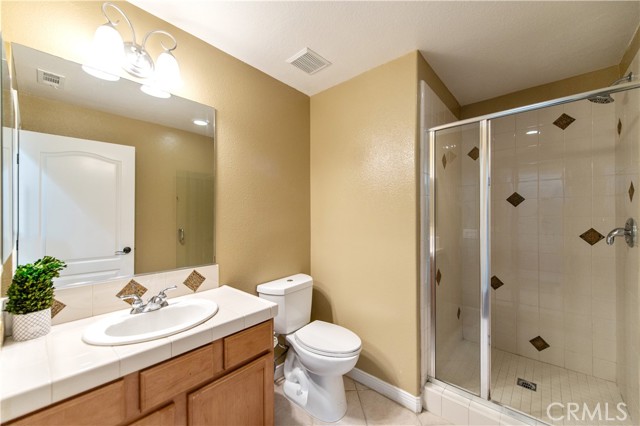 Detail Gallery Image 14 of 20 For 25 Blossom, Irvine,  CA 92620 - 4 Beds | 3 Baths