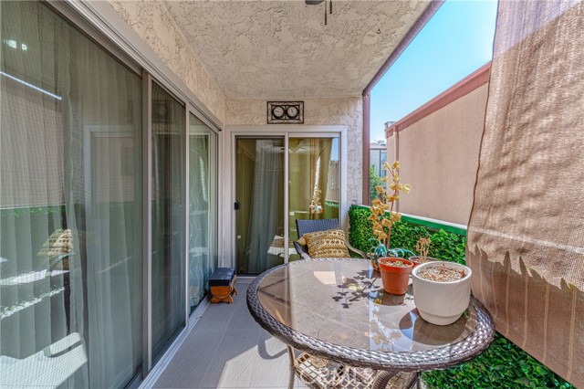 Detail Gallery Image 23 of 26 For 333 Burchett St #101,  Glendale,  CA 91203 - 2 Beds | 2 Baths