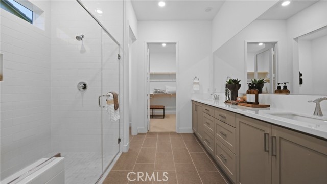 29375 Via Diamante, Valencia CA: https://media.crmls.org/medias/5e6dea01-229e-42e6-9ef9-686aed85803c.jpg