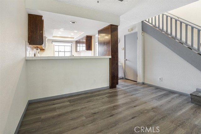 2220 E Chapman Avenue, Fullerton CA: https://media.crmls.org/medias/5e6e3815-86ed-4f8f-80bf-8cb2a9af8447.jpg
