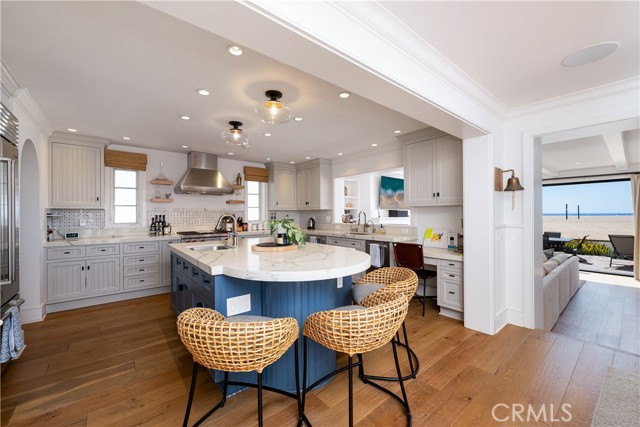 Detail Gallery Image 7 of 33 For 1228 W Oceanfront, Newport Beach,  CA 92661 - 3 Beds | 4 Baths