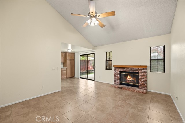 Detail Gallery Image 12 of 29 For 33840 Woody Ln, Yucaipa,  CA 92399 - 4 Beds | 2 Baths