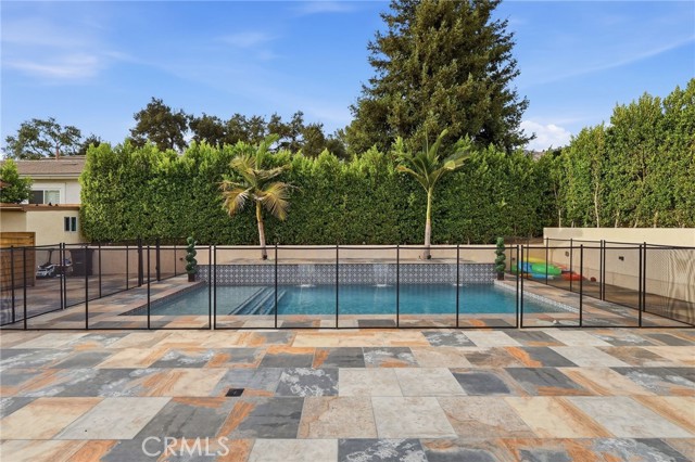 124 Grand Oaks photo 36
