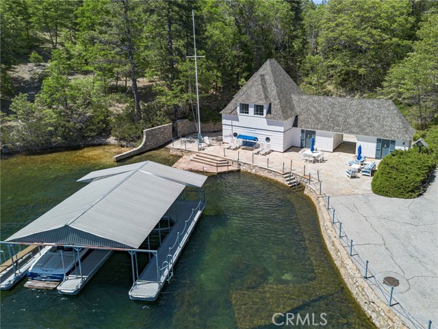 Detail Gallery Image 41 of 75 For 28641 North Shore Rd, Lake Arrowhead,  CA 92352 - 14 Beds | 11/1 Baths