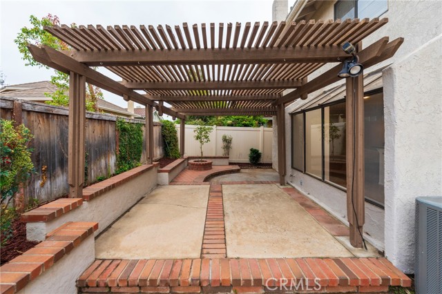 Detail Gallery Image 35 of 43 For 27 Lucero, Irvine,  CA 92620 - 4 Beds | 2/1 Baths