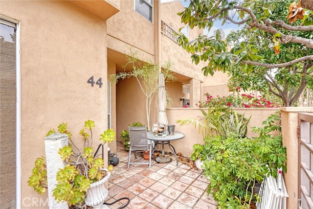 Image 3 for 18730 Hatteras St #44, Tarzana, CA 91356