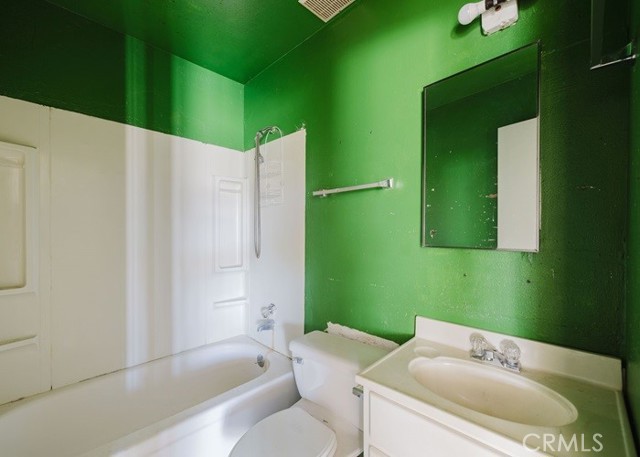 72376 Sunnyslope Drive, 29 Palms CA: https://media.crmls.org/medias/5e70948a-8c9a-4fce-b34e-c39e66e39309.jpg