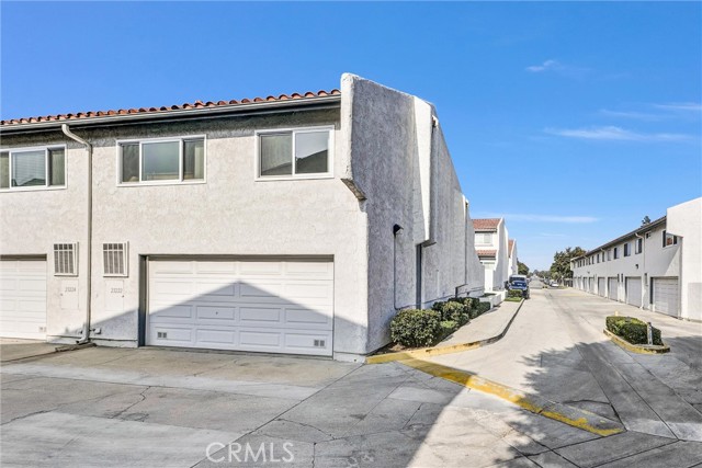 Detail Gallery Image 17 of 26 For 23222 S Vermont Ave, Torrance,  CA 90502 - 2 Beds | 2 Baths