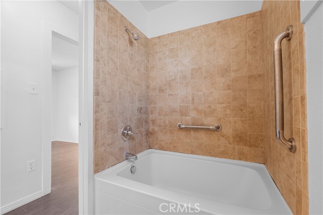 Detail Gallery Image 13 of 32 For 20 S Vega St, Alhambra,  CA 91801 - 2 Beds | 1 Baths