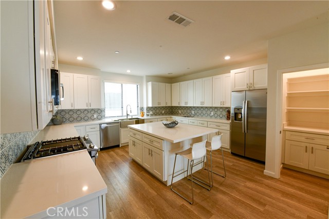 Detail Gallery Image 3 of 16 For 15816 1/2 S Vermont Ave, Gardena,  CA 90247 - 3 Beds | 2/1 Baths