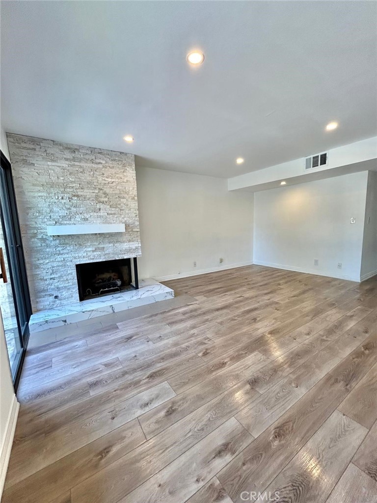 MLS #SR25149371 img 2