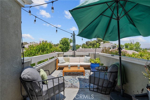 23957 Arroyo Park Drive, Valencia CA: https://media.crmls.org/medias/5e749c55-a7b6-41e1-9113-4b054a6e5e20.jpg