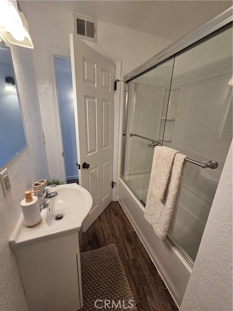 Detail Gallery Image 18 of 37 For 355 Woodlark St, Lancaster,  CA 93535 - 4 Beds | 2 Baths