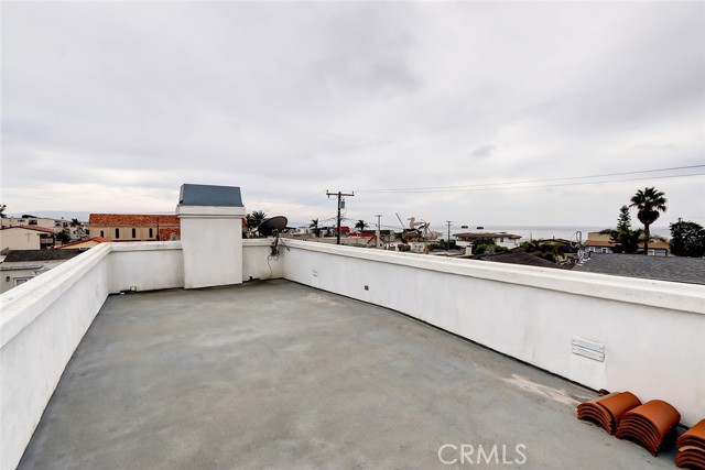 1936 Loma Drive, Hermosa Beach, California 90254, 3 Bedrooms Bedrooms, ,3 BathroomsBathrooms,Residential,Sold,Loma,SB21238629
