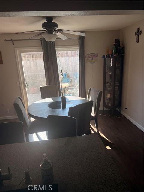 Detail Gallery Image 8 of 28 For 863 Encino, Corona,  CA 92882 - 3 Beds | 2 Baths