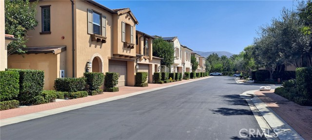 Detail Gallery Image 4 of 41 For 121 Rodeo, Irvine,  CA 92602 - 3 Beds | 2/1 Baths