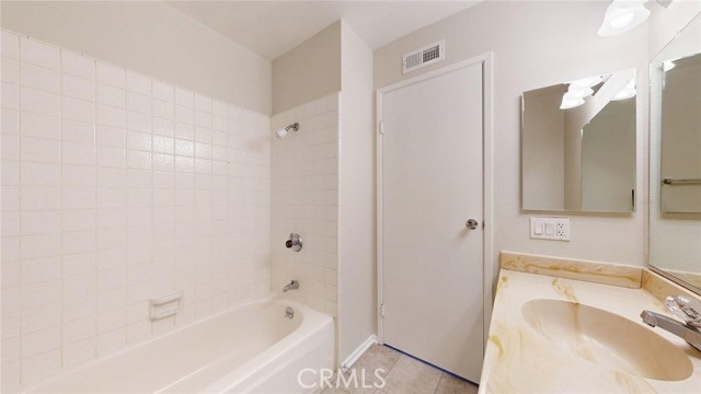 Detail Gallery Image 33 of 48 For 3415 Valencia Hill, Riverside,  CA 92507 - 3 Beds | 2 Baths