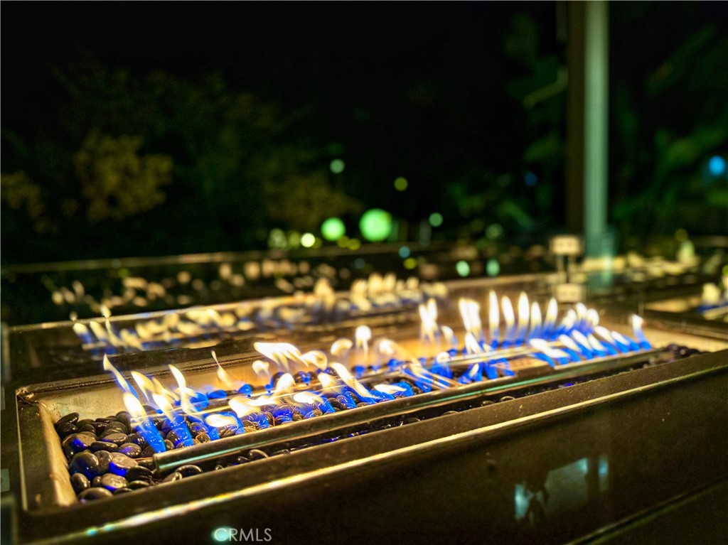 https://media.crmls.org/medias/5e779b04-f76c-4544-98b1-6944c1294fb4.jpg?preset=X-Large