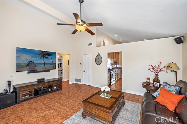 Detail Gallery Image 11 of 40 For 27271 Pinocha, Mission Viejo,  CA 92692 - 3 Beds | 2 Baths