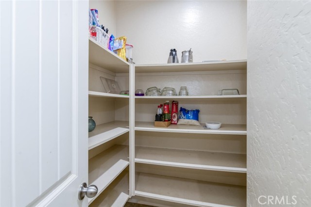 Detail Gallery Image 15 of 33 For 6808 W Lucas Dr, Fresno,  CA 93722 - 3 Beds | 2 Baths