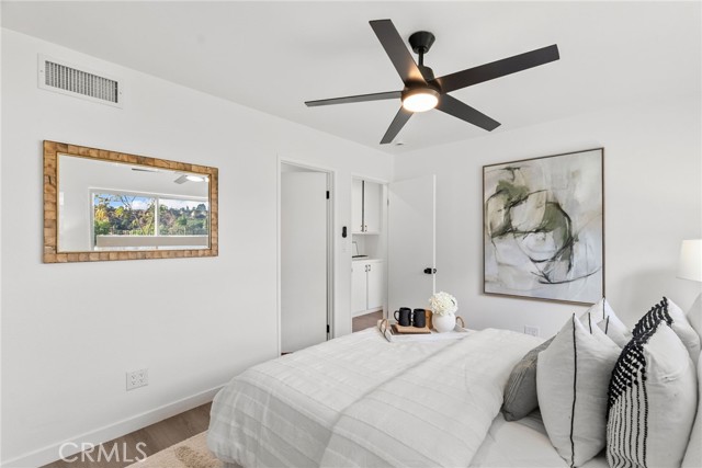 Detail Gallery Image 16 of 33 For 22942 Mulberry Glen Dr, Valencia,  CA 91354 - 3 Beds | 2 Baths