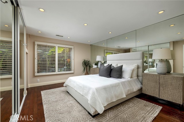 Detail Gallery Image 16 of 41 For 16631 Carousel, Huntington Beach,  CA 92649 - 4 Beds | 4/1 Baths