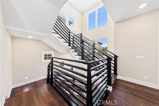 Detail Gallery Image 36 of 60 For 91 Pelican, Irvine,  CA 92618 - 4 Beds | 4/1 Baths