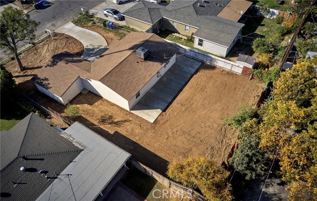 6001 De La Vista, Jurupa Valley CA: https://media.crmls.org/medias/5e7b2f9c-2bf5-4f52-a282-17803964a050.jpg