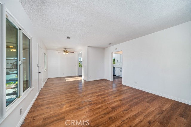 Detail Gallery Image 5 of 33 For 324 Albert, Pomona,  CA 91767 - 4 Beds | 2 Baths