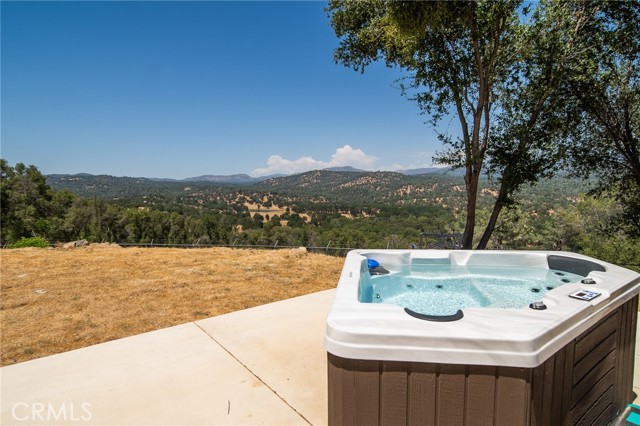 Detail Gallery Image 5 of 60 For 4244 Woodview Ln, Mariposa,  CA 95338 - 4 Beds | 3 Baths