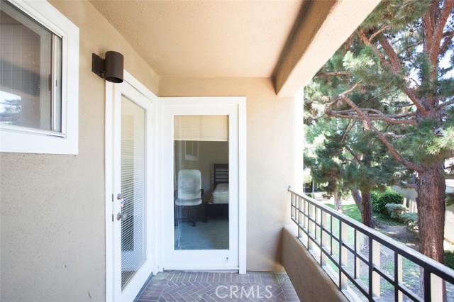 72 Vassar Aisle, Irvine CA: https://media.crmls.org/medias/5e7d8941-cdac-43a4-b122-fcbdbe7aa394.jpg