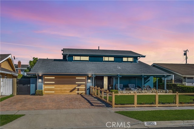 Detail Gallery Image 3 of 45 For 13822 Marquette St, Westminster,  CA 92683 - 5 Beds | 3 Baths