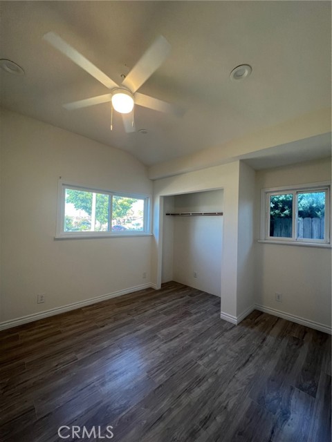 Detail Gallery Image 4 of 10 For 2228 Ridgeview, Corona,  CA 92882 - 3 Beds | 1/1 Baths