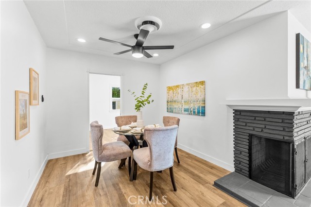 325 Echo Court, San Bernardino CA: https://media.crmls.org/medias/5e7eb6c9-63bc-48d6-a316-5526e9c55217.jpg