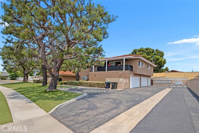 11782 Garden Grove Boulevard, Garden Grove CA: https://media.crmls.org/medias/5e7f80bf-de4e-4796-9939-1d6ba47e29b5.jpg