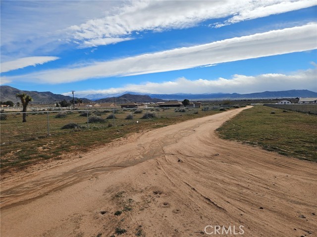 Detail Gallery Image 6 of 7 For 3 Candlewood, Apple Valley,  CA 92307 - – Beds | – Baths