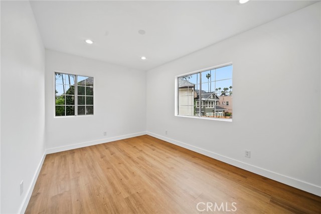 4431 Victoria Park Place, Los Angeles CA: https://media.crmls.org/medias/5e808da0-3604-4a62-8c6a-03467c84a77c.jpg